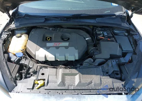 2016 Ford Focus St z USA, uszkodzony, nr VIN 1FADP3L98GL374380